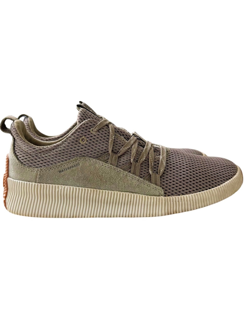 Sorel Out N About Waterproof Sneakers in Green Women’s size 11